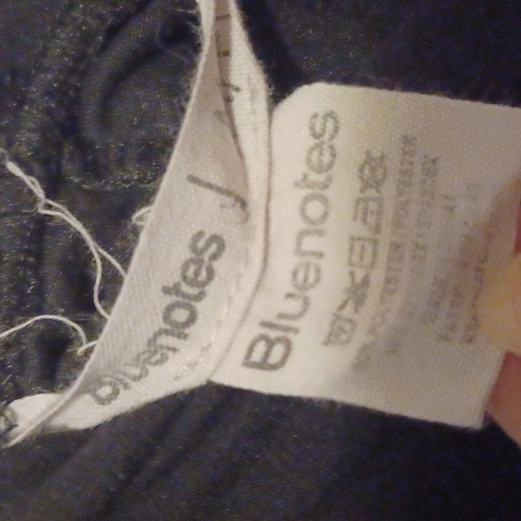 $4 Add-on Black Leggings - Size Medium - Picture 4 of 4